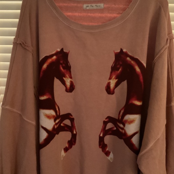 We The Free Camden Graphic Sweatshirt Horses Large NWOT - Picture 4 of 5